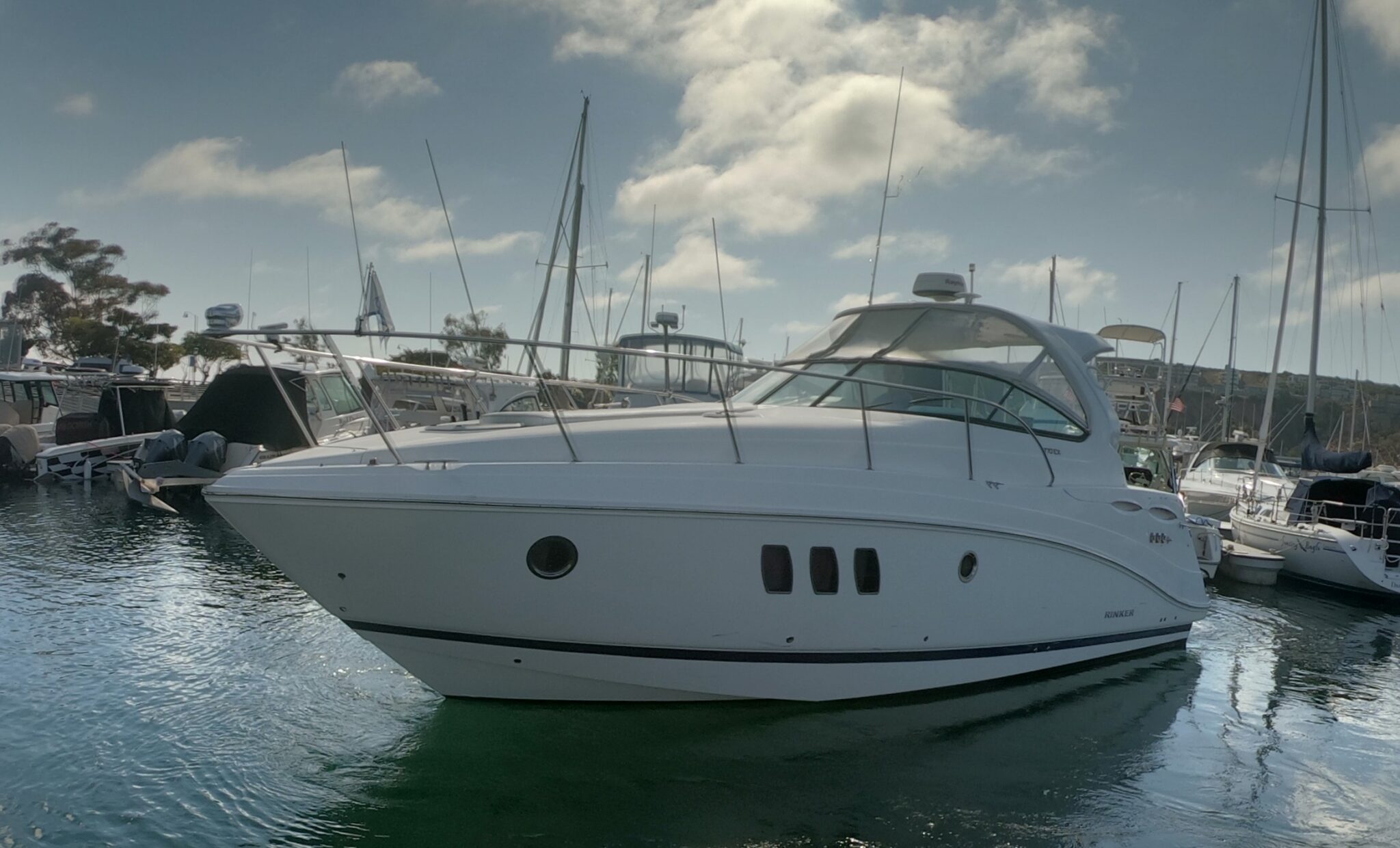 EX 370 Rinker